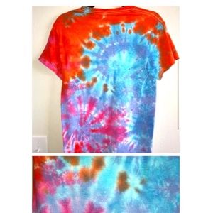 Blue/Orange/Pink/Purple Handmade Tie Dye Tshirt - Size: Small
